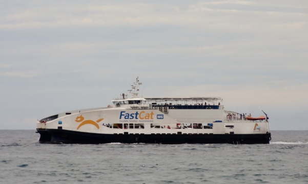 FastCat M6 cruising her way to Port of Dumaguete